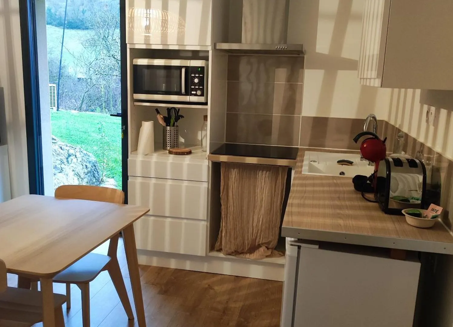 Appartement A La Campagne Saint-Georges-de-Luzencon France