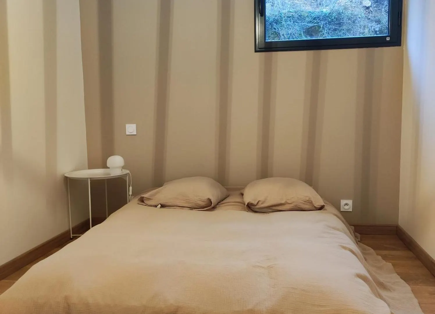 Appartement A La Campagne Saint-Georges-de-Luzencon 0*,  France